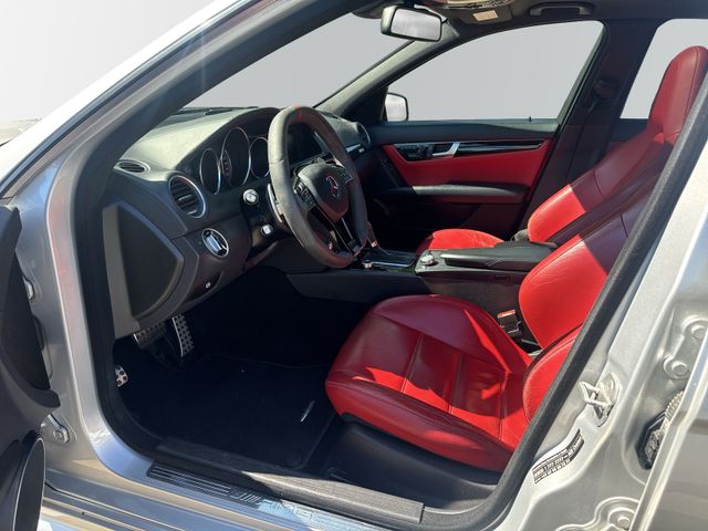 MERCEDES-BENZ C 63 AMG – Bild 8