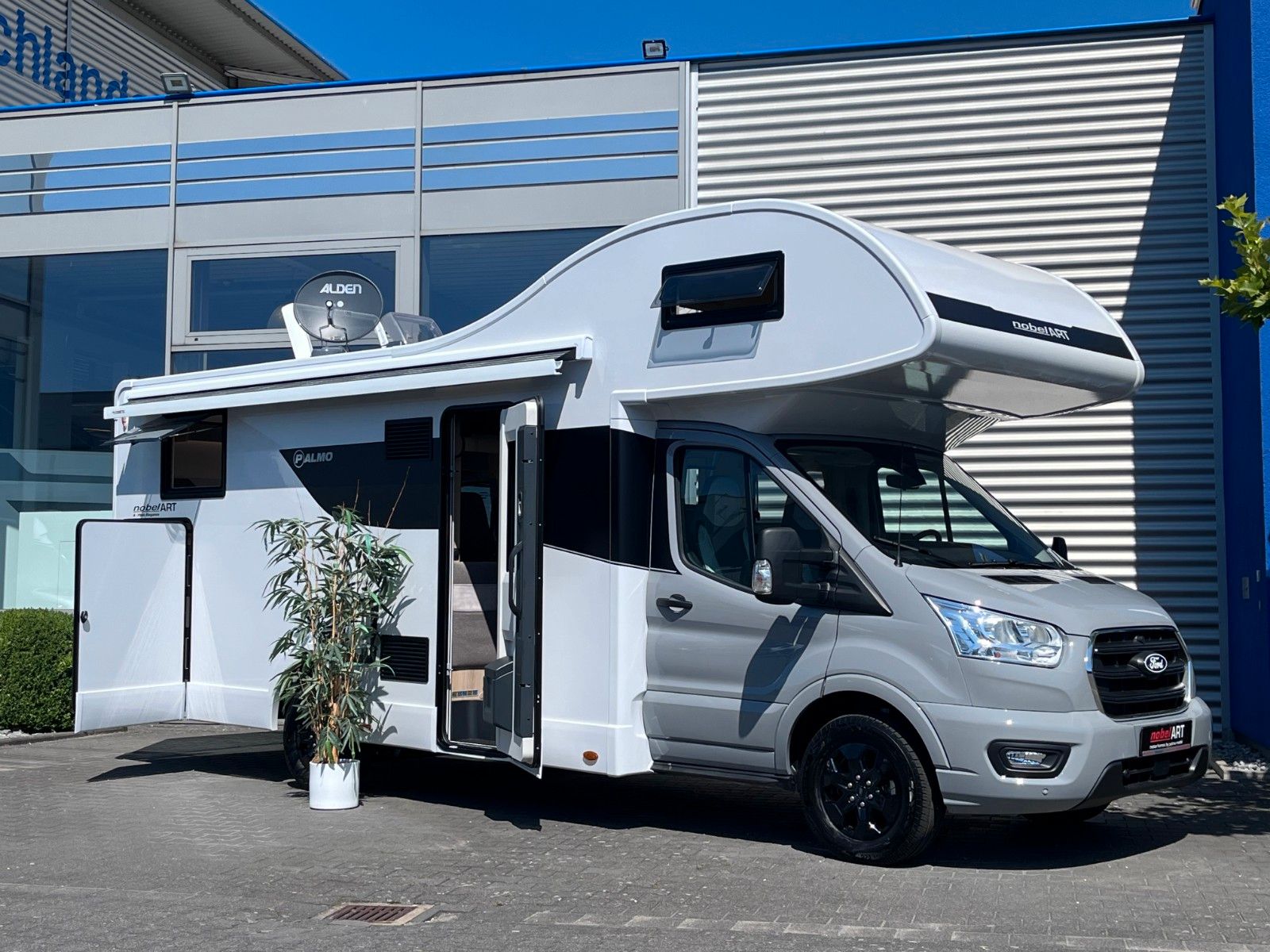 Fahrzeugabbildung NobelART A-7000 - Modell 2026 - Vollausstattung!