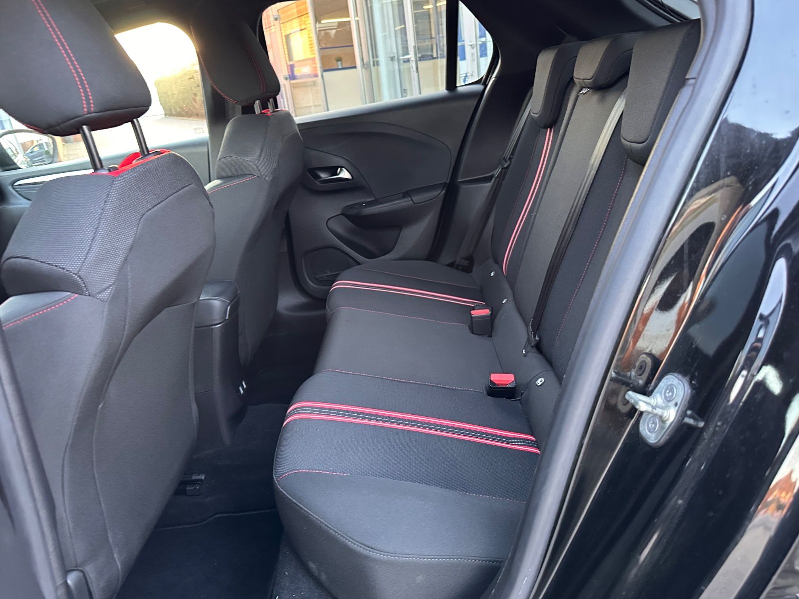 Fahrzeugabbildung Opel Corsa 1.2 Turbo GS Line LED/Kamera/GJR/GRA/SHZG