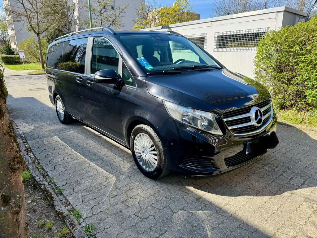 Mercedes-Benz V 220