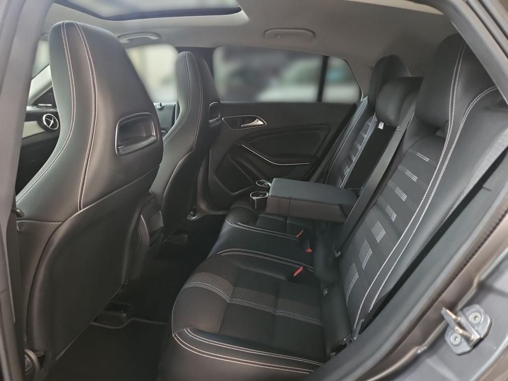 Fahrzeugabbildung Mercedes-Benz CLA 200 SB Progressive Pano Navi KAM LED Sound