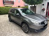 Nissan Qashqai+2|Panorama|360° Kamera|8-fach bereift - graue Nissan Qashqai+2