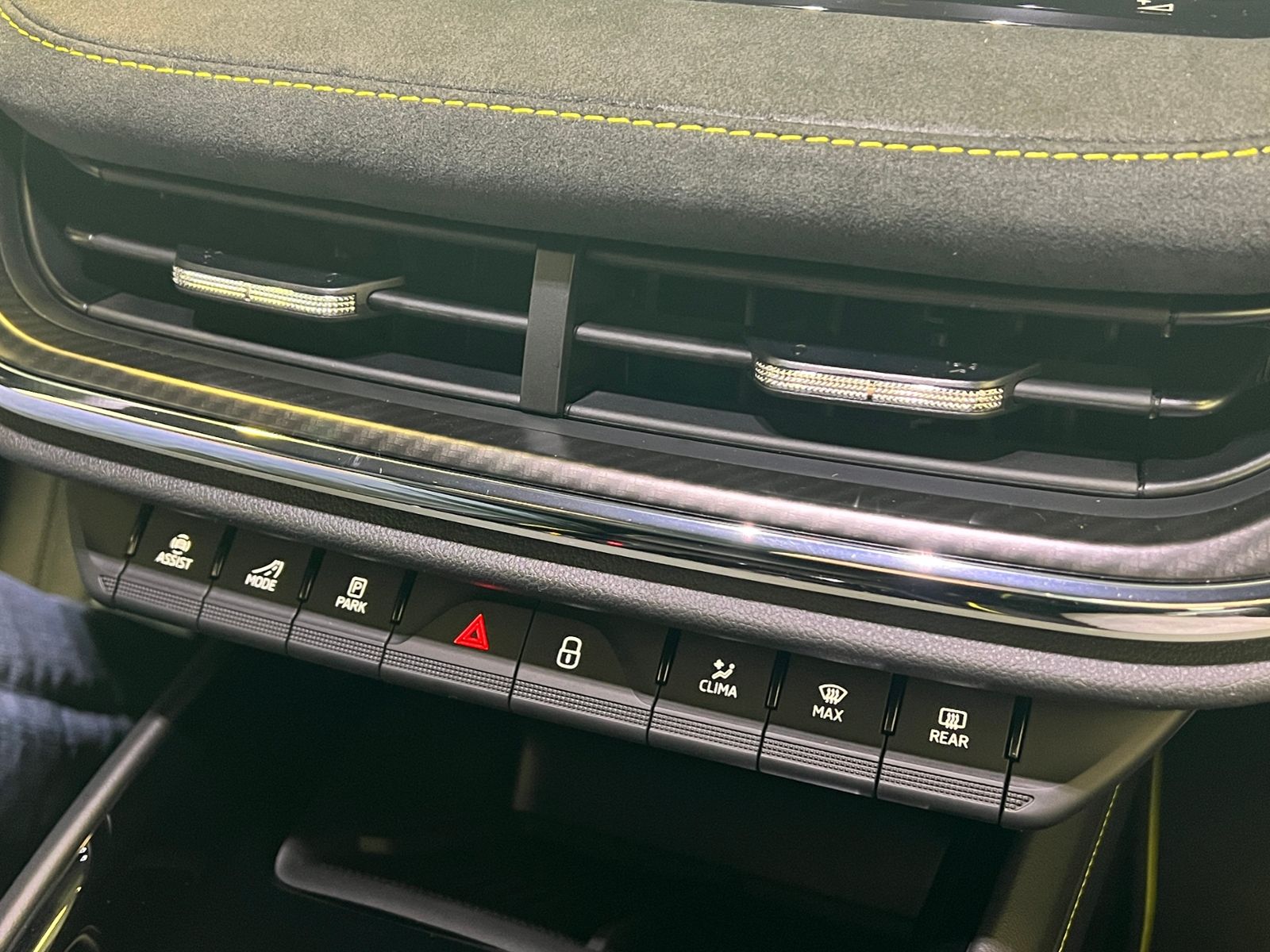Fahrzeugabbildung SKODA Enyaq RS Lounge *AHK,Panoramadach,DCC*