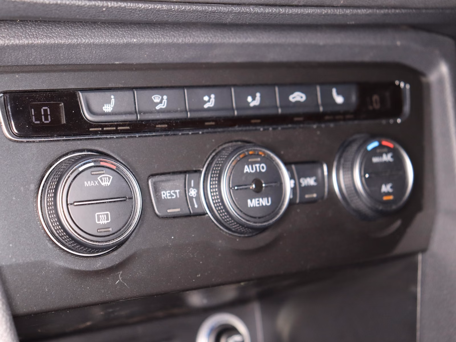 Volkswagen Tiguan 2.0TSI DSG 4M 220,-ohne Anzahlung Standh., миниатюра 9