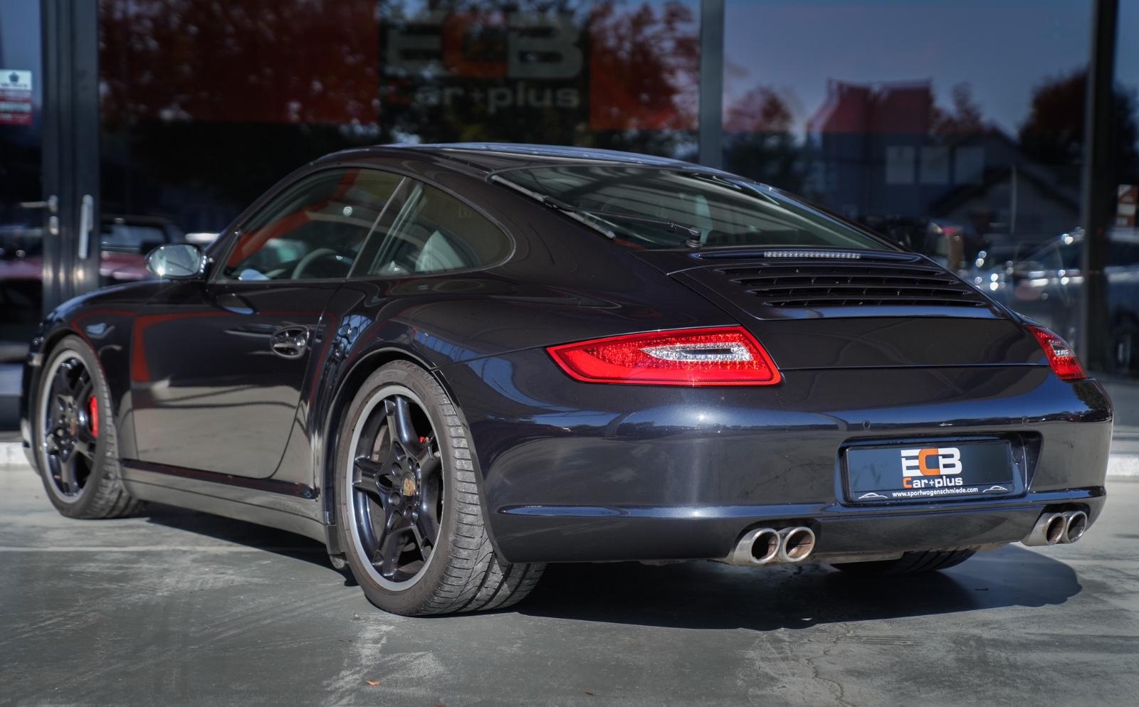 PORSCHE 911 CARRERA 4 S COUPE
