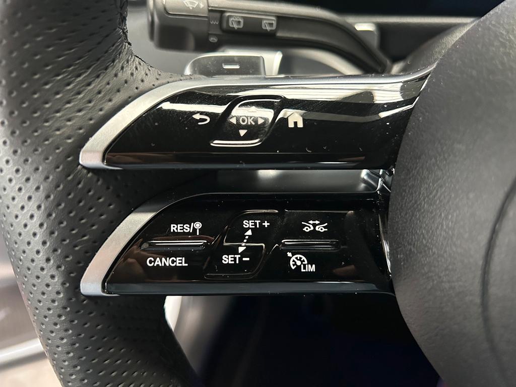 Mercedes-Benz GLB 250