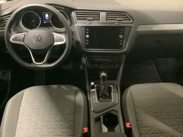 Tiguan Life 1,5 TSI DSG Standheizung, Navi, SHZ,