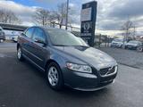 Volvo S40 Lim. 1.6 D Momentum/Leder/Kima/Cruise/Pdc/E4 - Volvo S40 Gebrauchtwagen