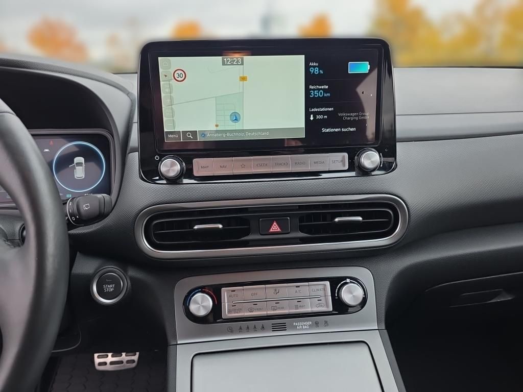 Erstes Annaberger Autohaus - Hyundai KONA Elektro Krell, Navi, Tot-Winkel, Sitz- Len - Bild 9 Erstes Annaberger Autohaus - Hyundai KONA Elektro Krell, Navi, Tot-Winkel, Sitz- Len - Bild 9