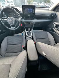 Toyota Yaris - 11
