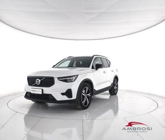 Volvo VOLVO XC40 B3 automatico Plus Dark