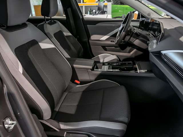 Opel Astra L Sports Tourer 1.5 Business Edition Navi