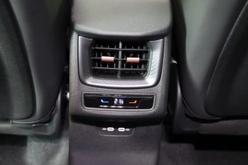 Cupra Terramar 2.0 4Drive VZ Pano 20 Zoll AHK 5.J.Gar.