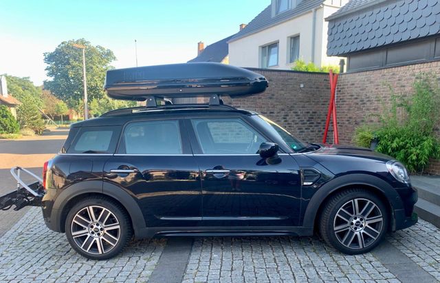 MINI Cooper Countryman Cooper Essential Trim AT E...
