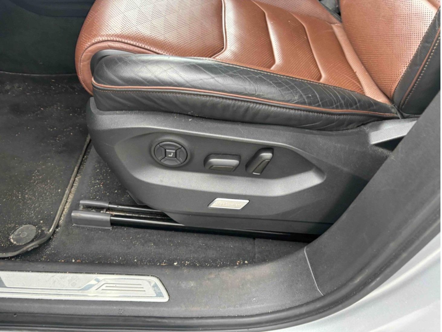 Volkswagen Touareg Atmosphere*R-Line*Matrix*Pano*DYNAUDIO* foto 24