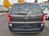 Opel Zafira B 1.8 Family*AHK*Klima*Bi-Xenon*7-Sitzer* - Opel Zafira B mit Benzin-Antrieb