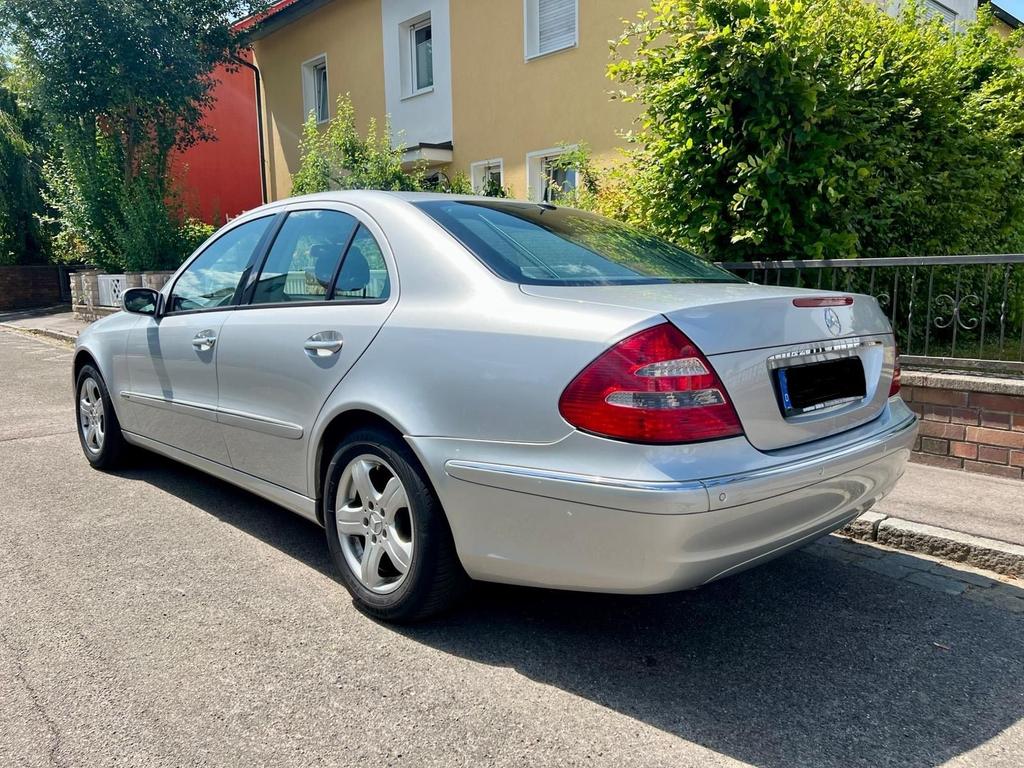 Mercedes-Benz E 280