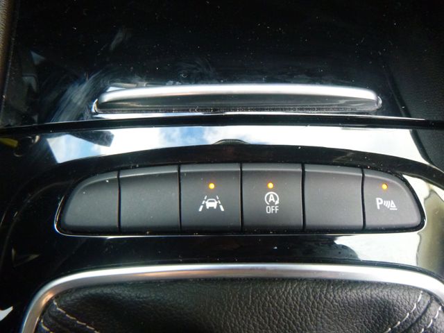 Fahrzeugabbildung Opel Insignia B Grand Sport 2.0d >AHK/Navi/LED/SHZ