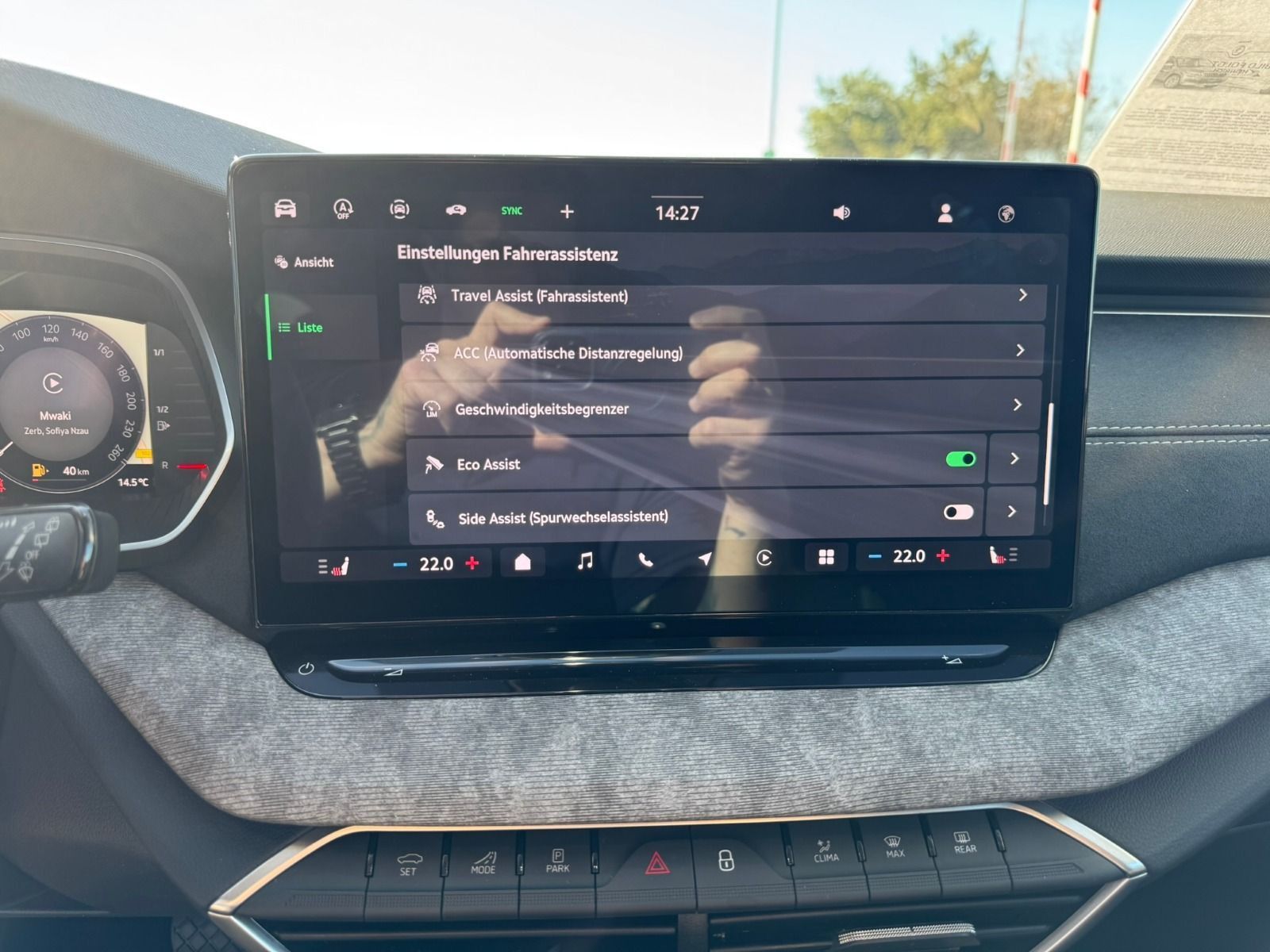 Fahrzeugabbildung SKODA Octavia Combi Tour 2,0 TDI 110kW 7-Gang-DSG