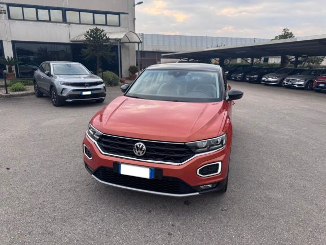 Volkswagen VOLKSWAGEN T-ROC 1.5 TSI ACT ADVANCED BLUEMOTION