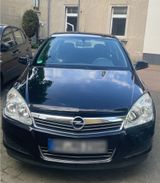 Opel Astra H 1,4 - Opel Astra mit LPG-Antrieb: Limousine