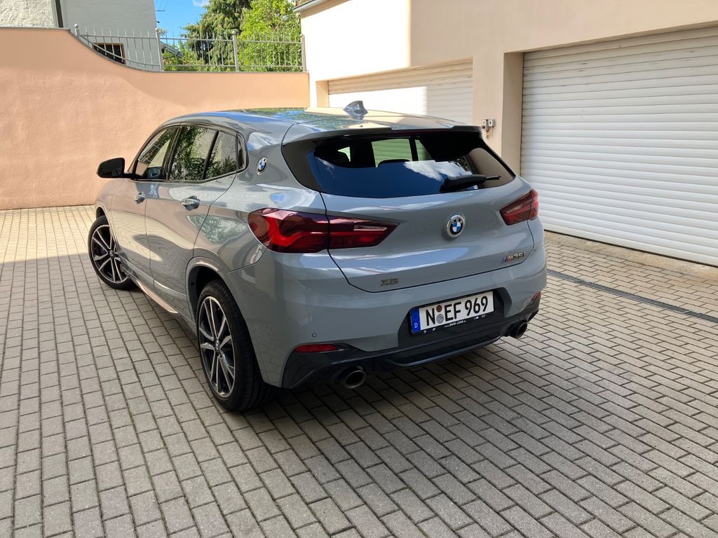 Image of BMW X2