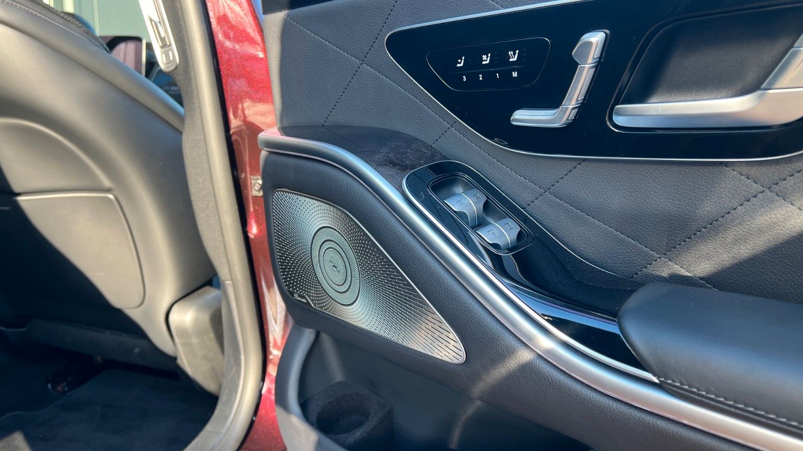 Fahrzeugabbildung Mercedes-Benz S500 4Matic Lang*AMG*LUFT