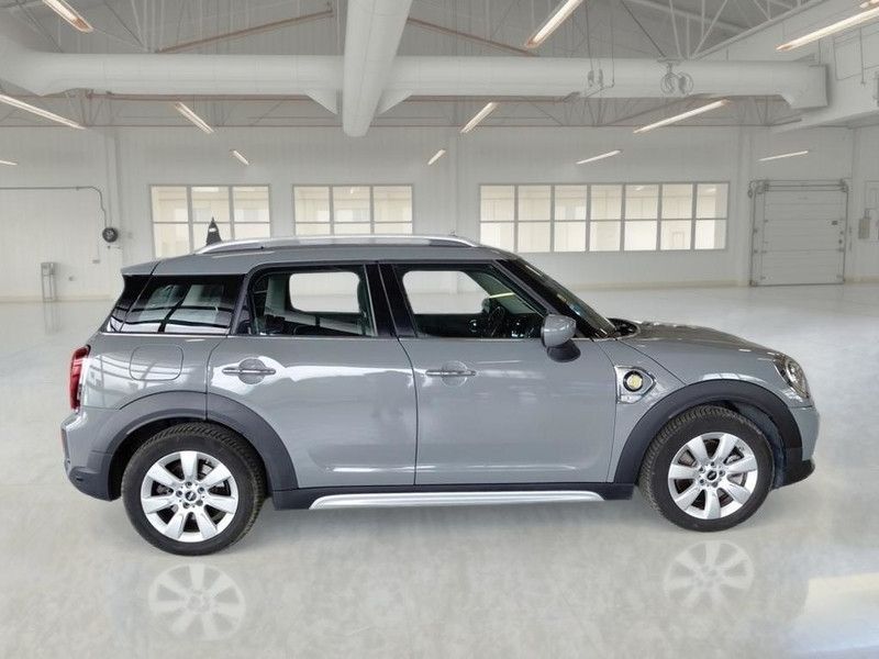 MINI COOPER SE COUNTRYMAN MHEV ALL4 BUSINESS AUT imagem 3