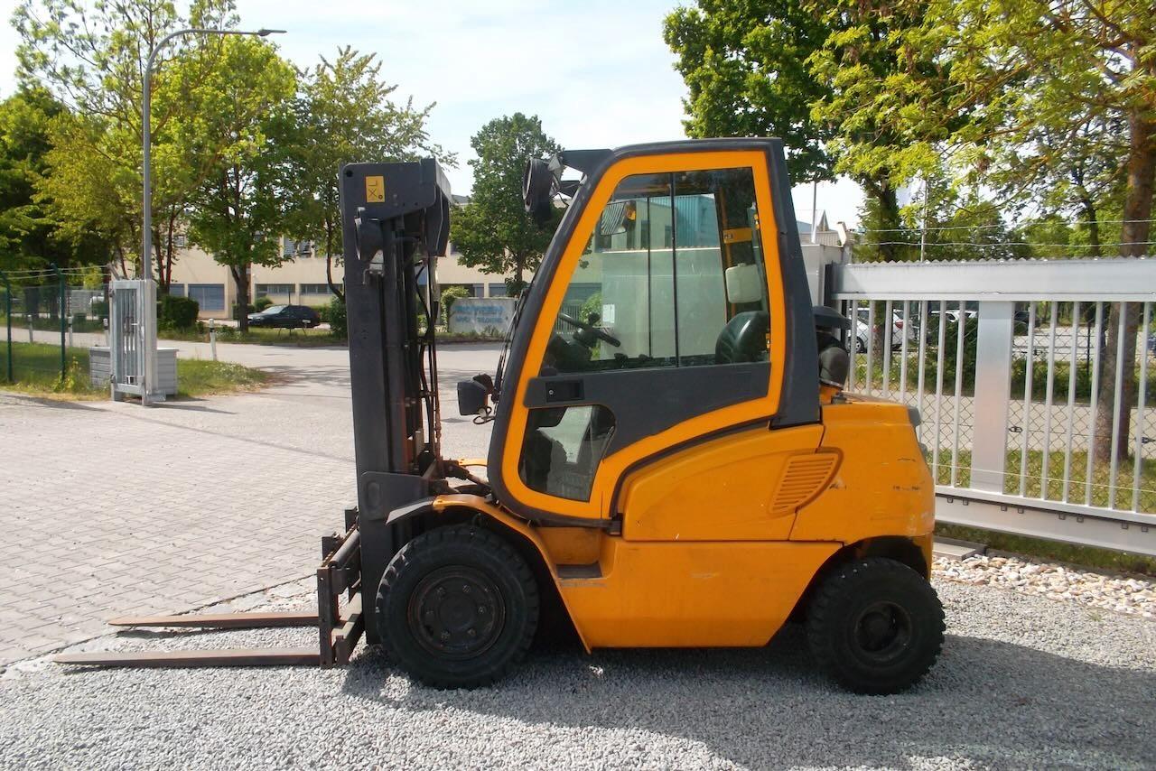 Jungheinrich DFG 20+Triplexmast / Kabine