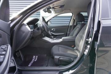 BMW 318 - 12