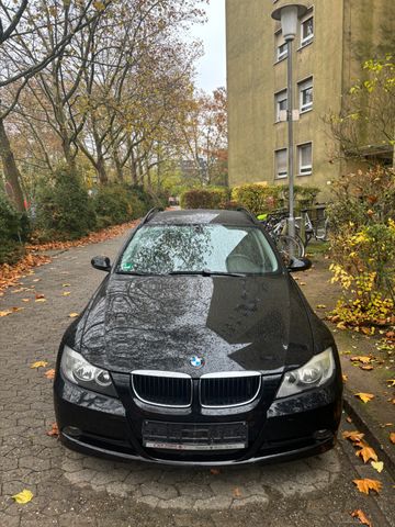 BMW 318i touring -