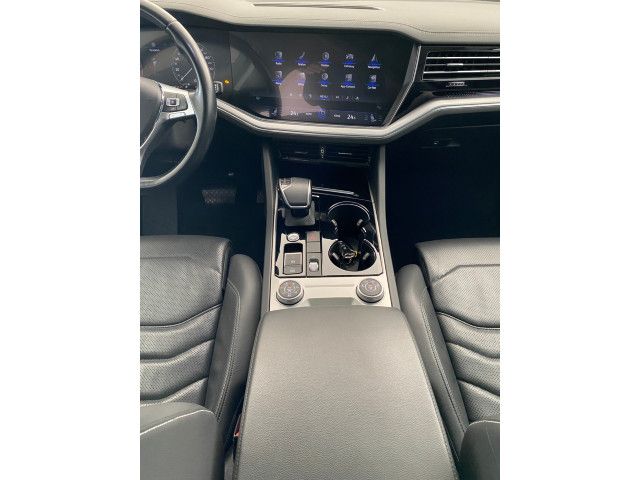 Touareg Elegance 3.0 V6 TDI PANO+LEDER+NAVI