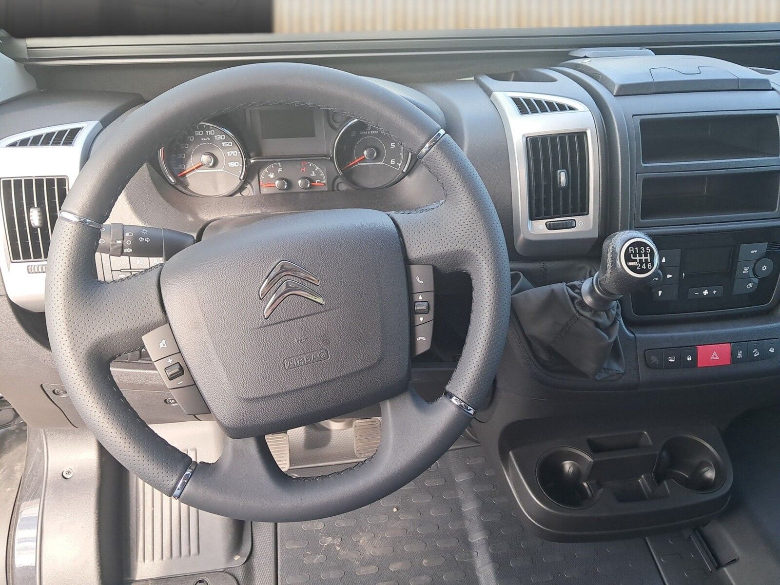 Fahrzeugabbildung Pössl Summit Prime 600 Citroen 165 PS Tageszulassung!