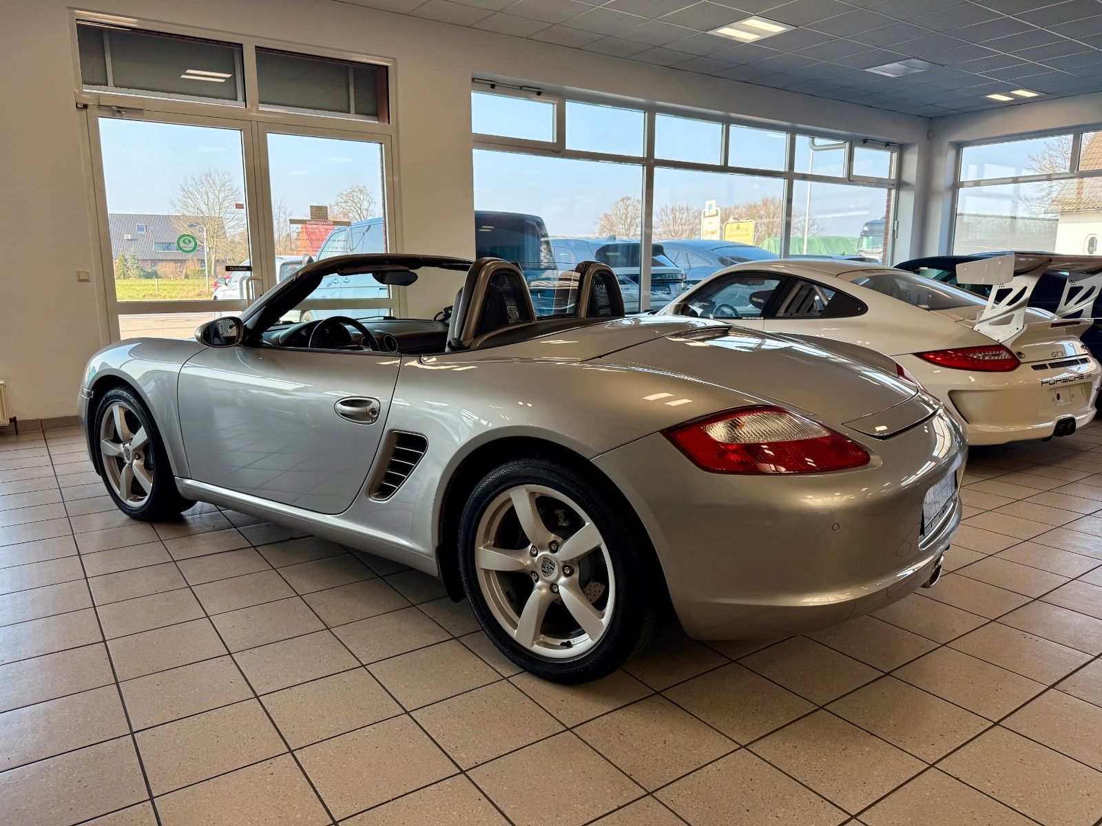 Fahrzeugabbildung Porsche Boxster Xenon/PCM-Navi/18Zoll/Vollleder/BRD