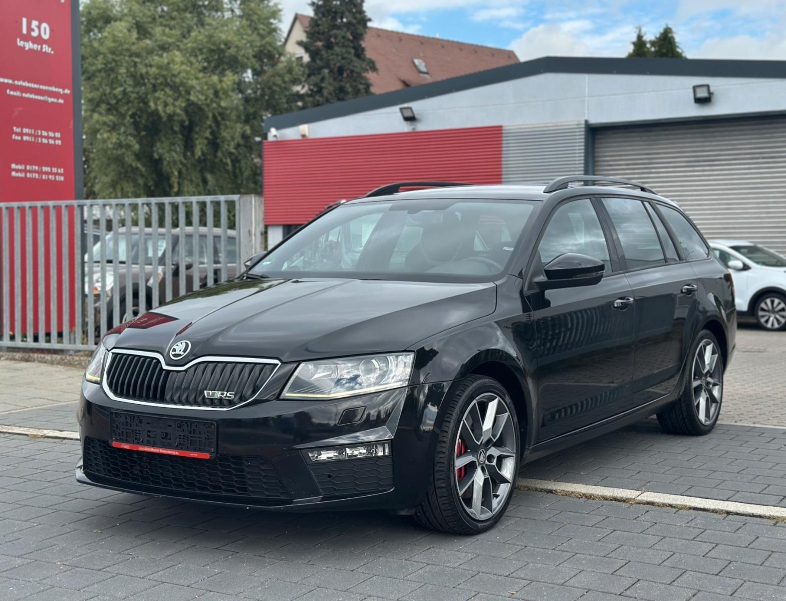 Skoda Octavia Combi RS / 1. Hand / MwSt. / 8fach