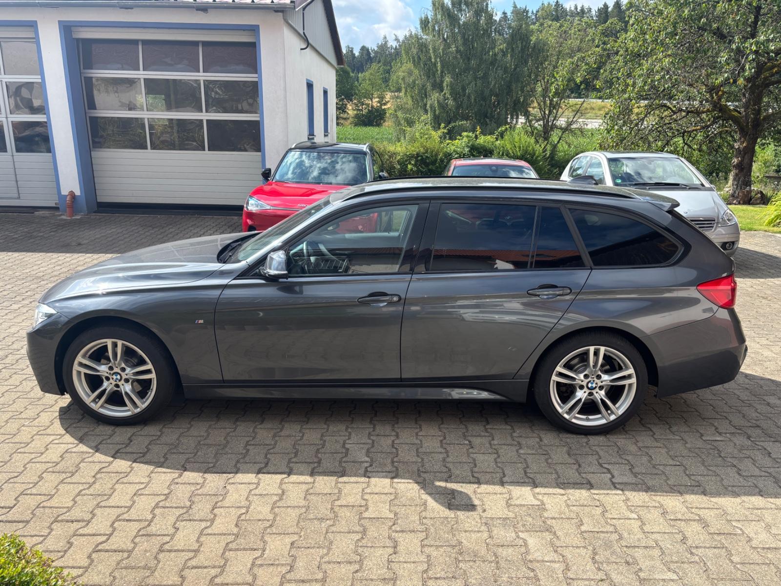 BMW 320 Tour 320 dxDrive M Sport,LED,8x,AHK,RFK,Navi