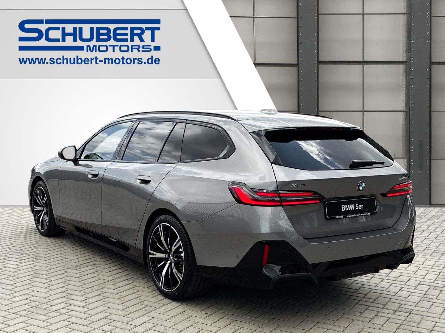 BMW 540 d Touring M-Sport Pro Stand-HZG AHK B&W 360° imagem 3