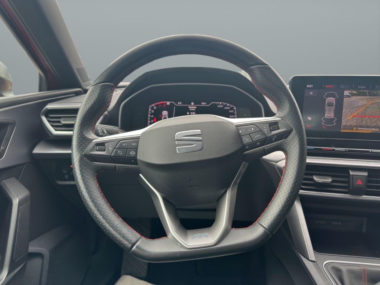 Fahrzeugabbildung SEAT Leon FR 1.5 TSI Navi  LED  Apple CarPlay Android