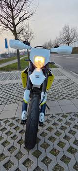 Husqvarna 701 SM - HUSQVARNA SM