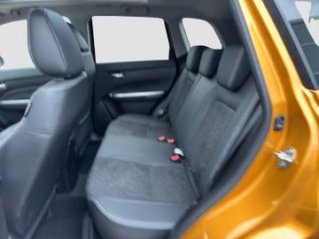 Fotografie 13 des Suzuki Vitara 1.4 Hybrid 'Comfort+' Panorama LED NAVI