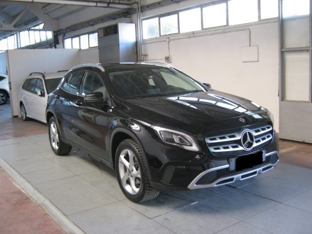 MERCEDES-BENZ MERCEDES-BENZ GLA 200 d Automatic Sport