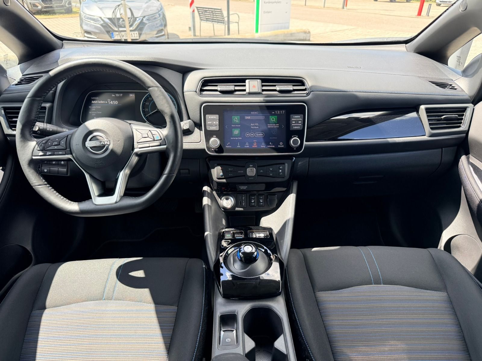Fahrzeugabbildung Nissan Leaf Connecta 62kWh*LED*360°Cam*Wärmepumpe