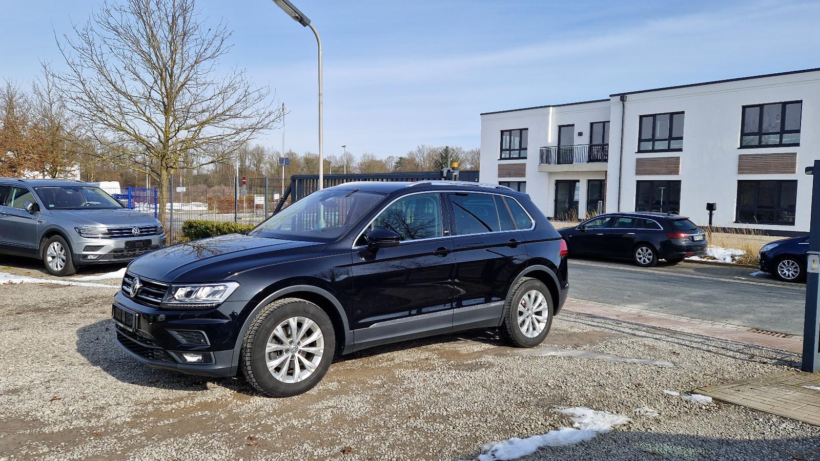 Volkswagen Tiguan 2.0 TDI  Sound - LED*HEAD-UP*CAM*AHK-