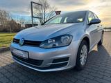 Volkswagen Golf VII Lim. Trendline BMT - VW Golf Gebrauchtwagen in Halle
