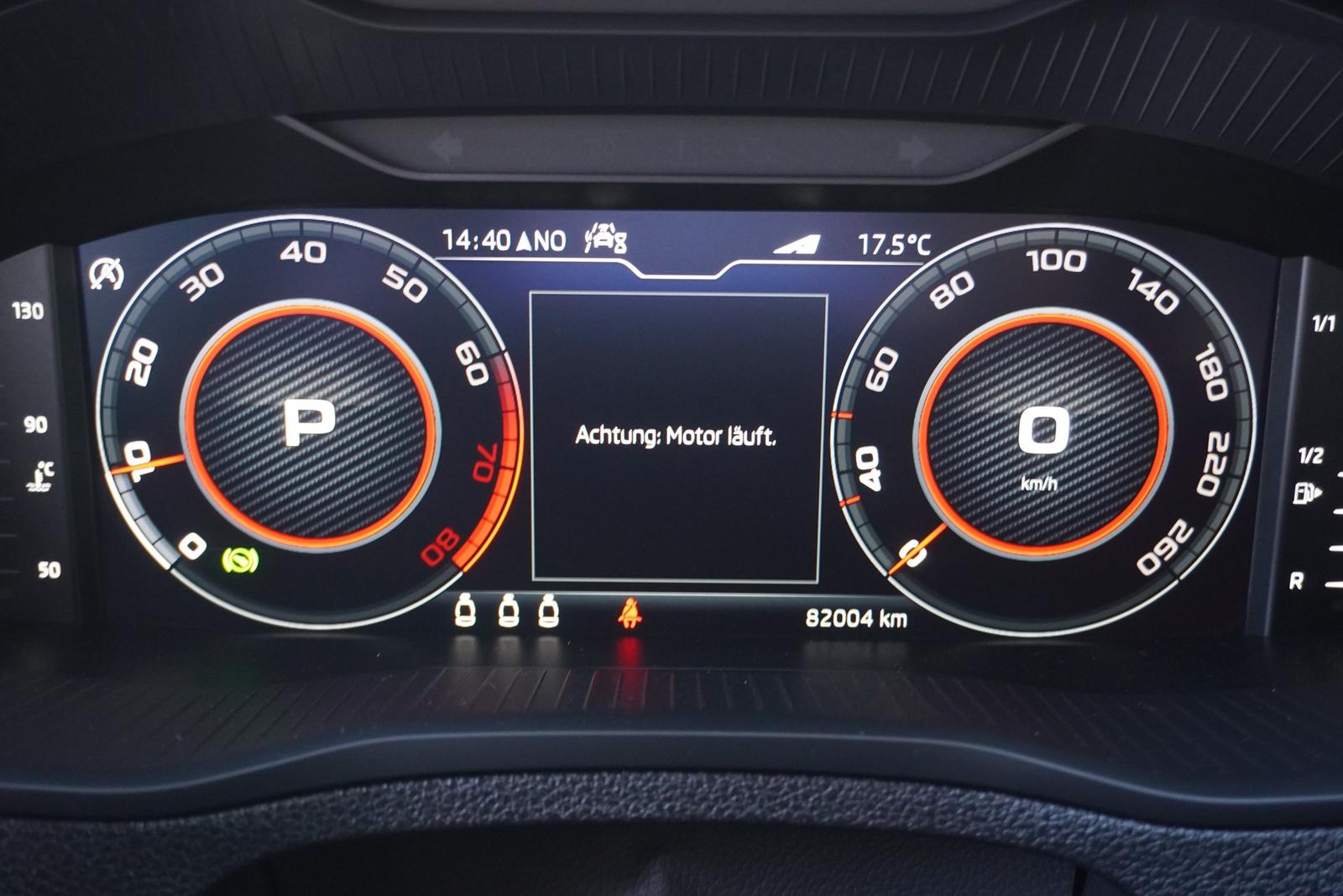 Skoda Karoq 1.5 TSI DSG Sportline LED Navi Kamera