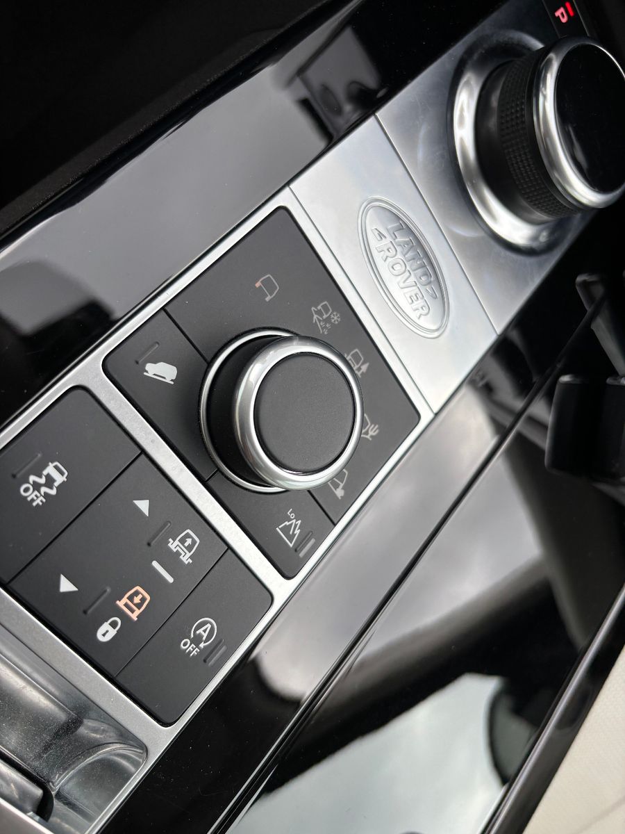 Fahrzeugabbildung Land Rover Discovery 5 HSE SDV6/7-SITZE/PANORAMA/EXCLUSIVE
