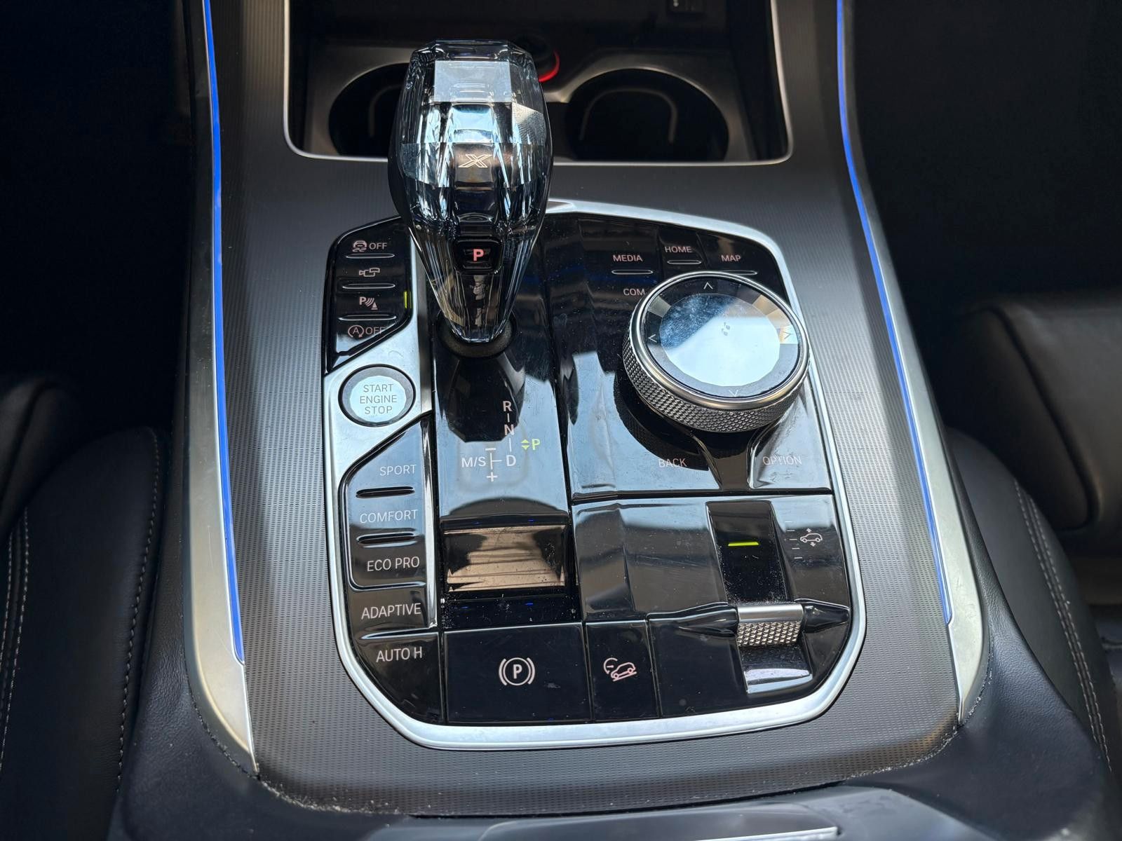 Fahrzeugabbildung BMW X5 xDrive 40 i M Sport,luft,pano,hud,soft close,