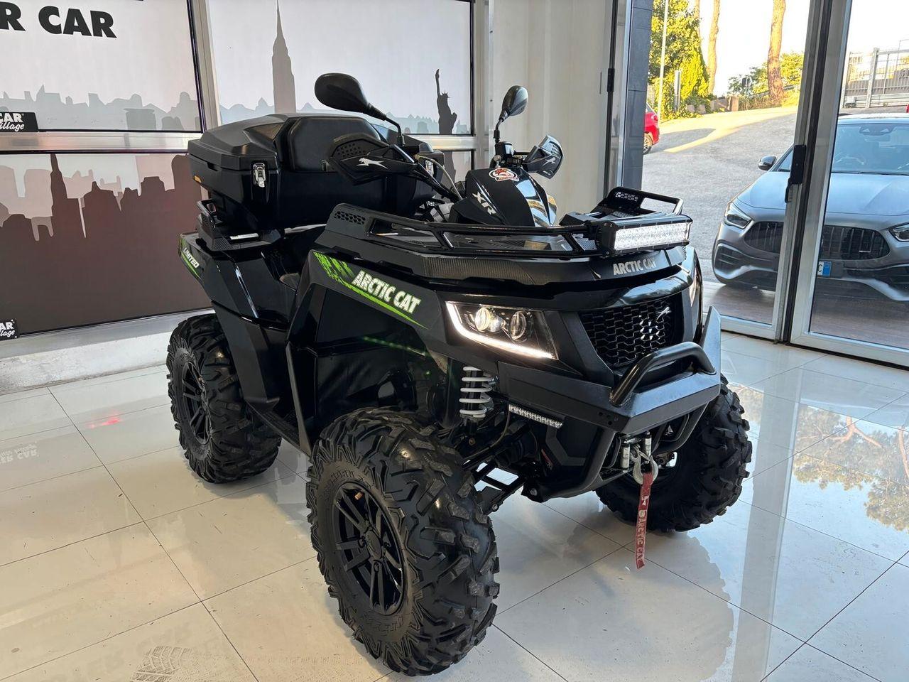 Arctic Cat 700 2015 — салон