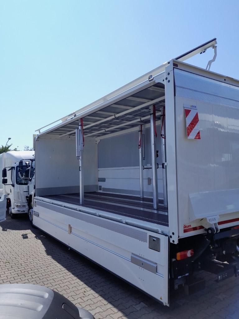 Fahrzeugabbildung DAF XB 310 FA 18t Getränkeaufbau