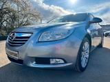 Opel Insignia A Lim. Selection*Euro 5*AHK* - Opel Insignia Selection mit Benzin-Antrieb